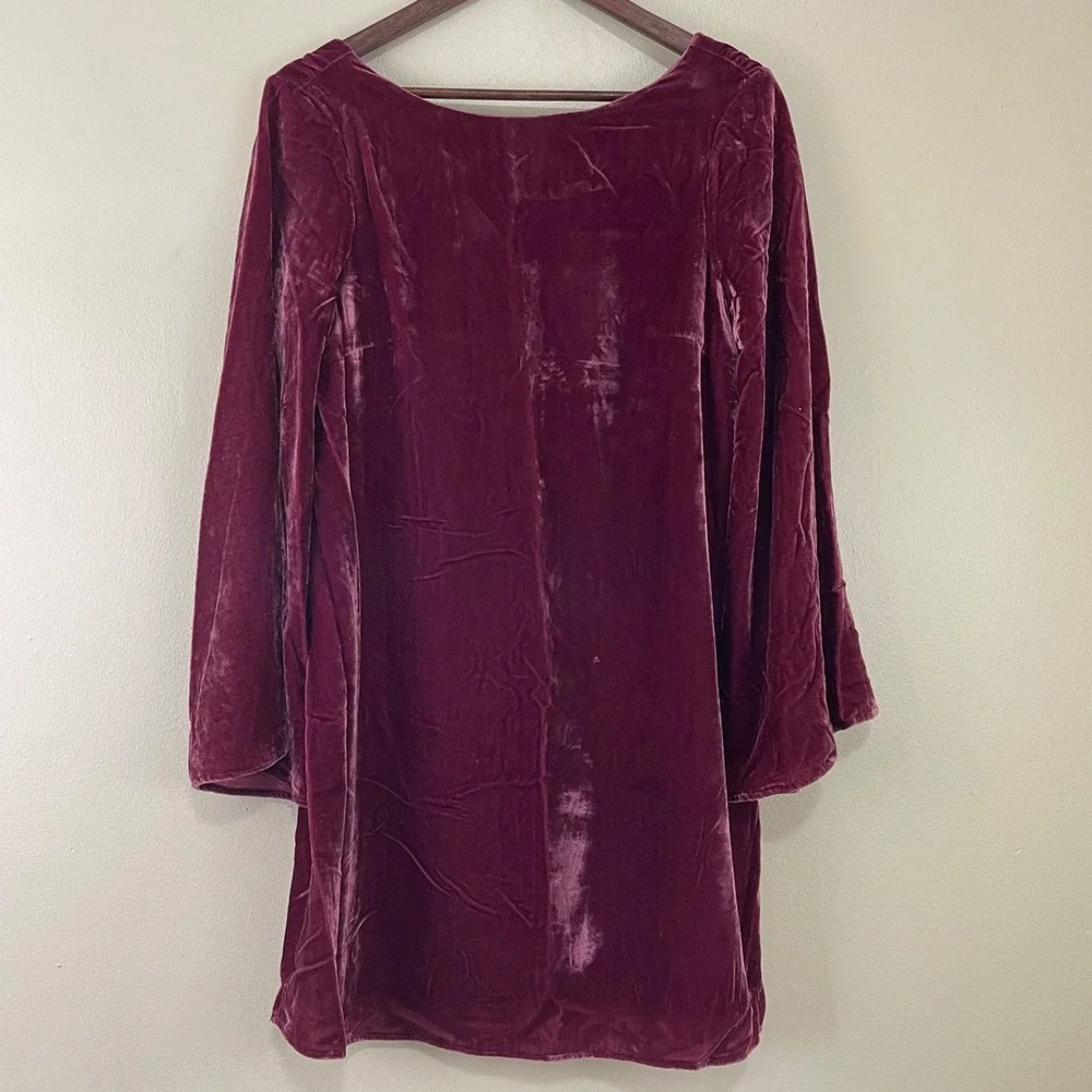 ModCloth Dress Small Burgundy‎ Velvet Bell Sleeve Witchy Gothic Holiday Party